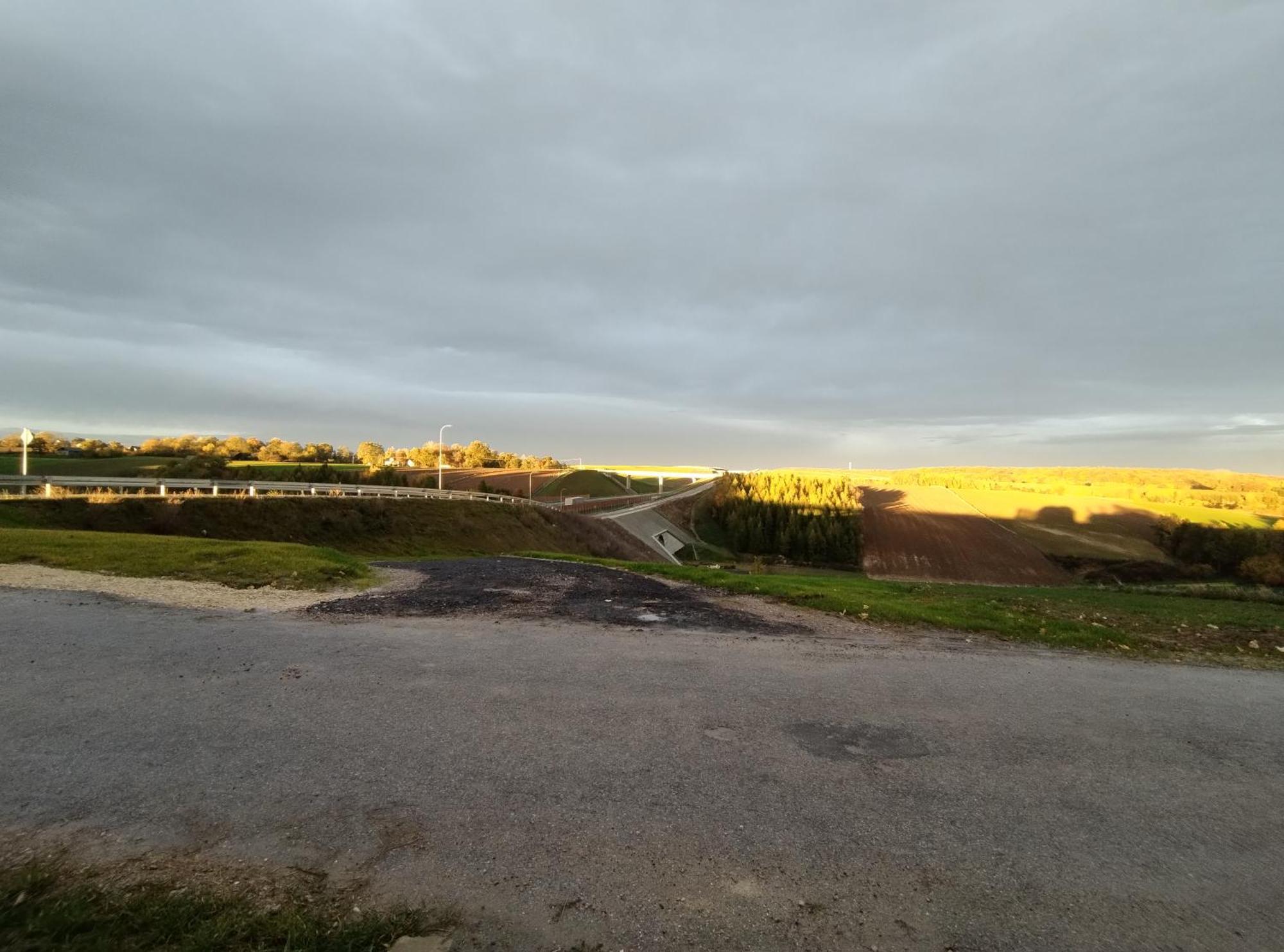 Noclegi Nad S-Ka Miechów Exteriör bild